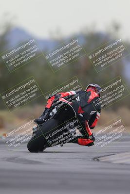 media/Sep-21-2025-Race Pace (Sun) [[98bf33ef95]]/Verified/2-Turn 2 Backside (835am)/